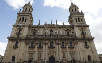Fotografía ilustrativa de la actividad Líneas de investigación en torno a la Catedral de Jaén: de lo particular a lo universal