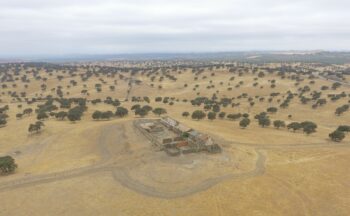 Fotografía ilustrativa de la actividad Explorando el pasado con drones