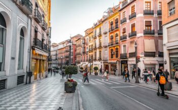 Fotografía ilustrativa de la actividad Paisaje lingüístico: Descubre las lenguas de tu ciudad