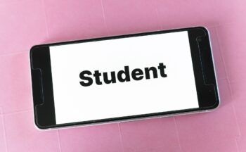 Fotografía ilustrativa de la actividad Inclusión de aplicaciones digitales en el aula para la educación socioemocional: el caso de AnsiApp como recurso tecnopedagógico en el mundo 5G