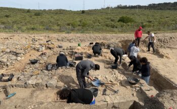 Fotografía ilustrativa de la actividad Doña Blanca al descubierto. Jornada de puertas abiertas en el yacimiento fenicio