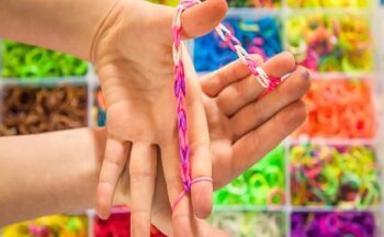 Fotografía ilustrativa de la actividad Pulseras de ADN